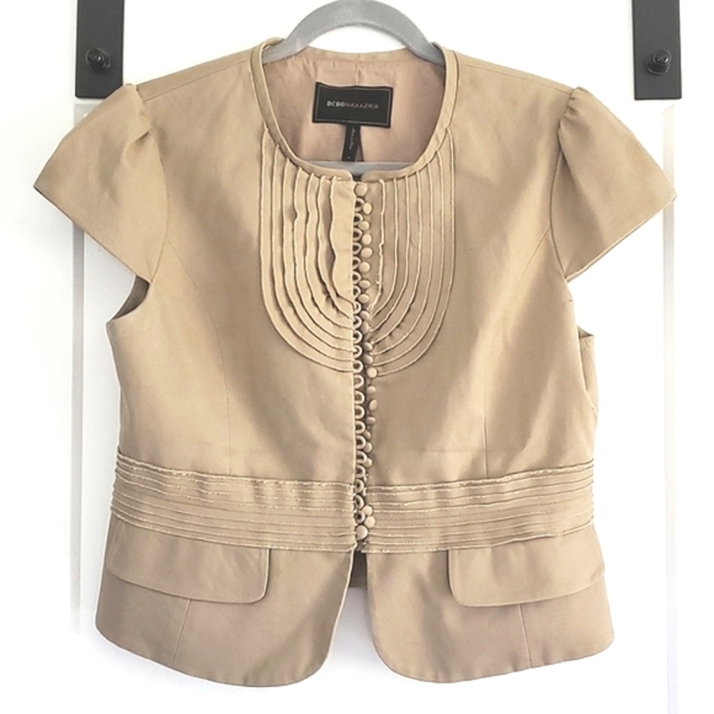 BCBGMAXAZRIA Tan Short Sleeve Cropped Jacket
